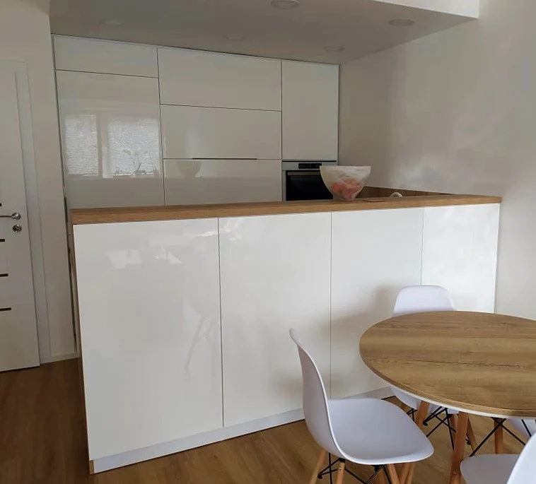 Bytový nábytok - Atyp-Stolárstvo